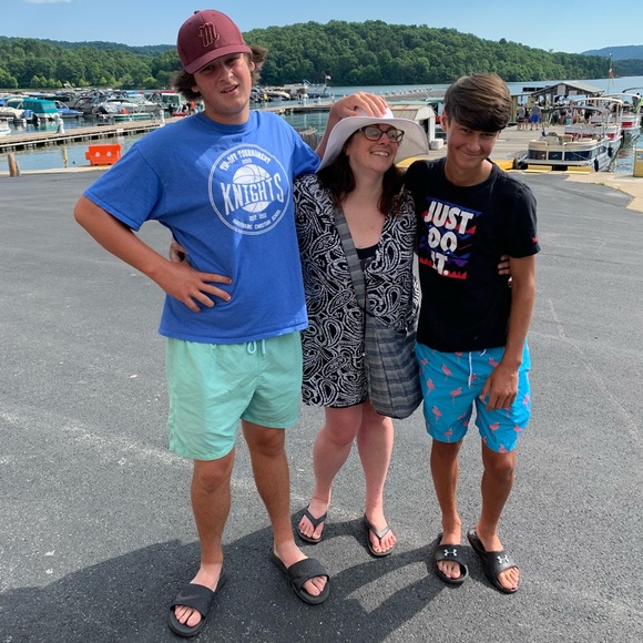 Meet your Posher, Megan - Picture 4 of 10